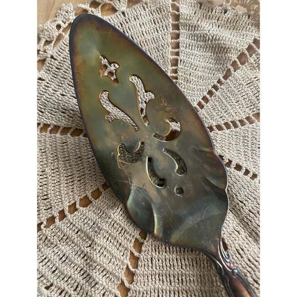 Silverplate Pie Server Pierced Interlude International Silver Tarnished Nice! - Picture 3 of 6
